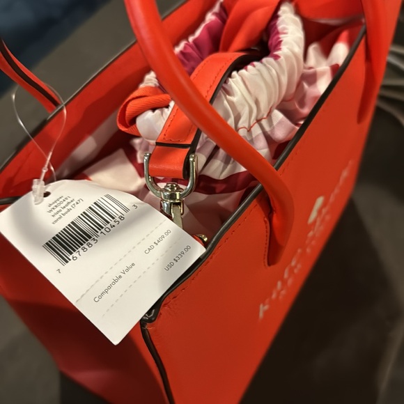 Kate Spade small tote bag. Brand new! - Picture 2 of 8